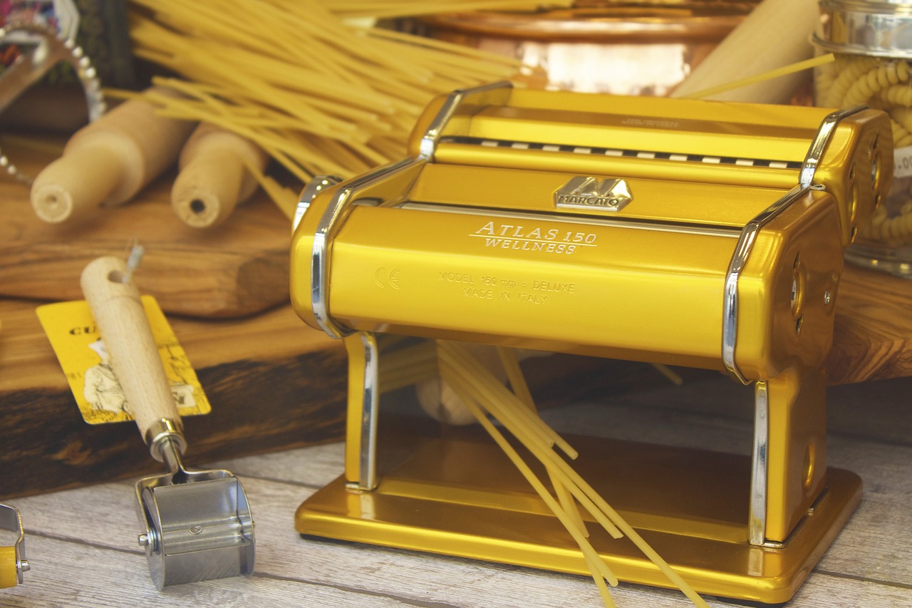 The A-Z of Repurposing Old Kitchenware